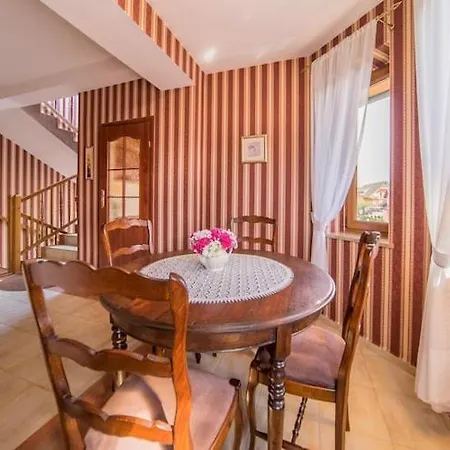 For 2 People, Close To The Sea *